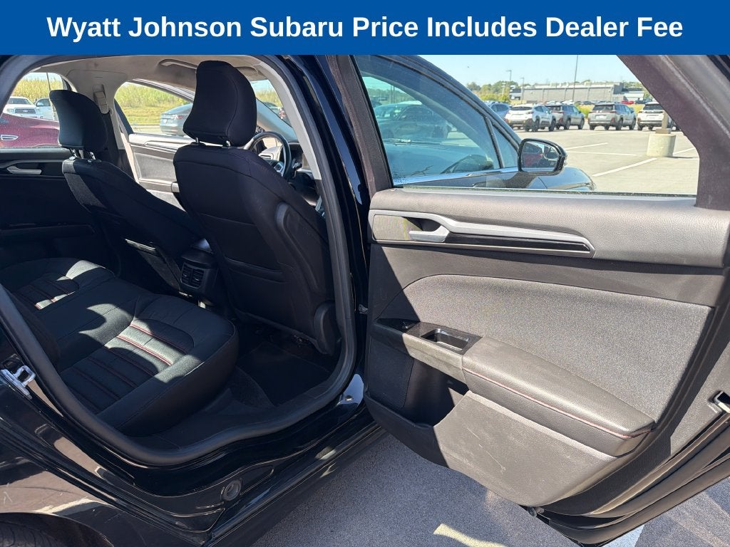 2016 Ford Fusion SE