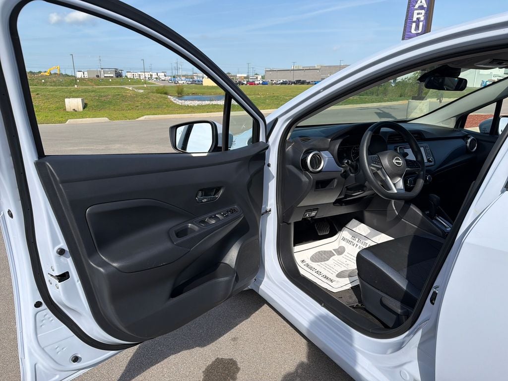 2024 Nissan Versa 1.6 SV