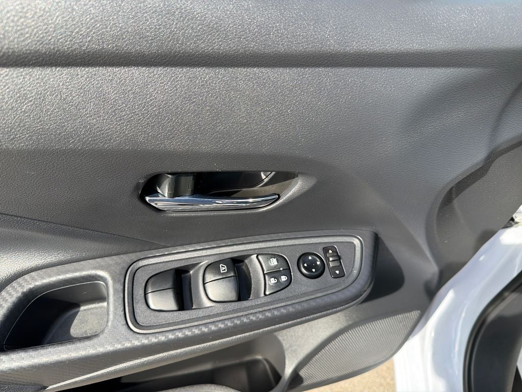 2024 Nissan Versa 1.6 SV