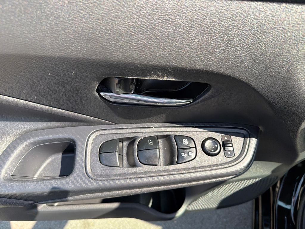 2023 Nissan Versa 1.6 SV