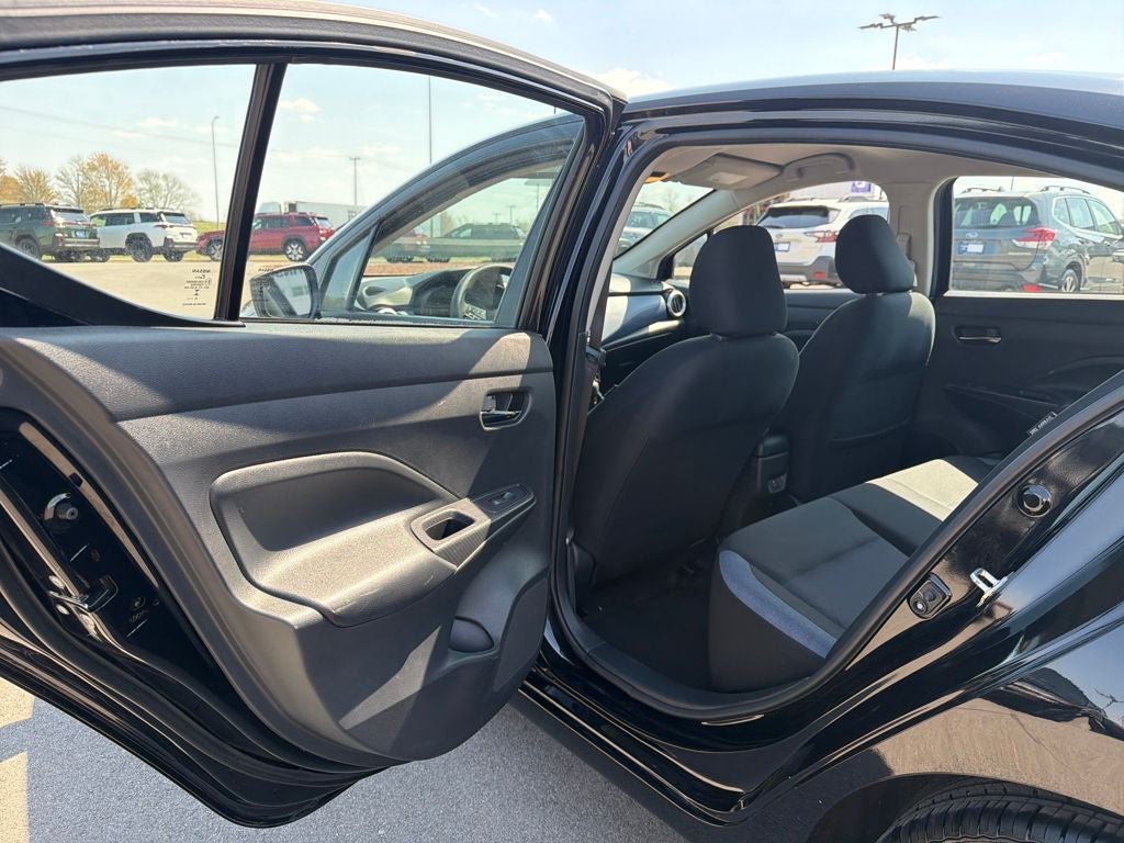 2023 Nissan Versa 1.6 SV