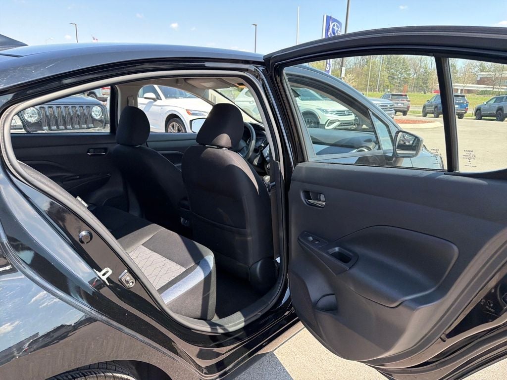2023 Nissan Versa 1.6 SV