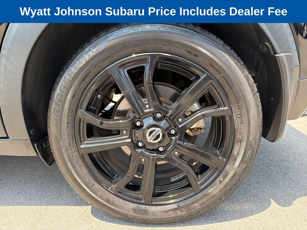 2021 Nissan Kicks SR