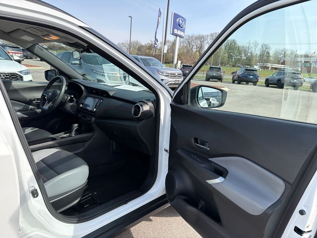 2024 Nissan Kicks SR