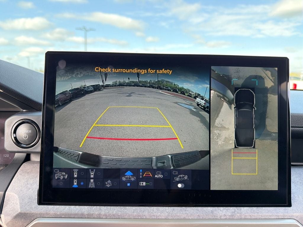 2025 Toyota Tacoma Hybrid Trailhunter