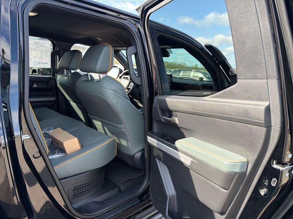 2025 Toyota Tacoma Hybrid Trailhunter