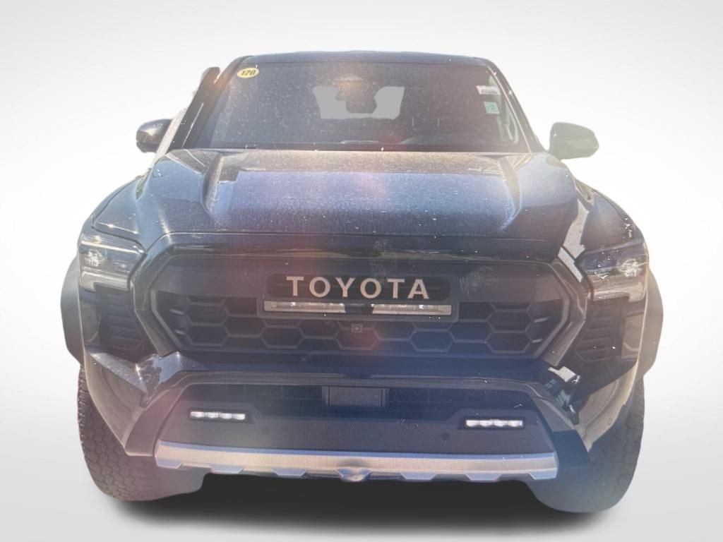 2025 Toyota Tacoma Hybrid Trailhunter