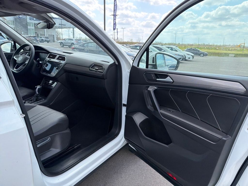 2023 Volkswagen Tiguan 2.0T SE