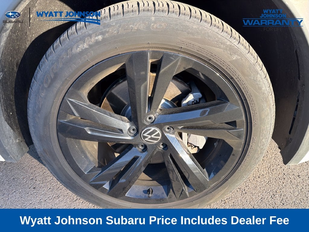 2024 Volkswagen Tiguan 2.0T SE R-Line Black