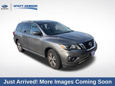 2019 Nissan Pathfinder SV