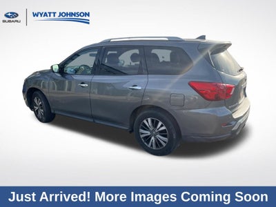 2019 Nissan Pathfinder SV