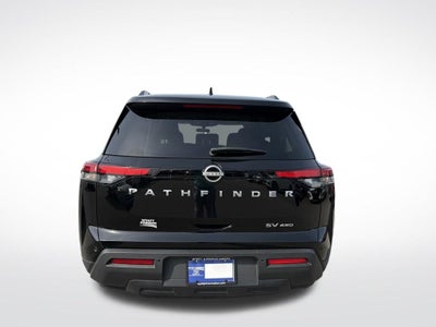 2024 Nissan Pathfinder SV