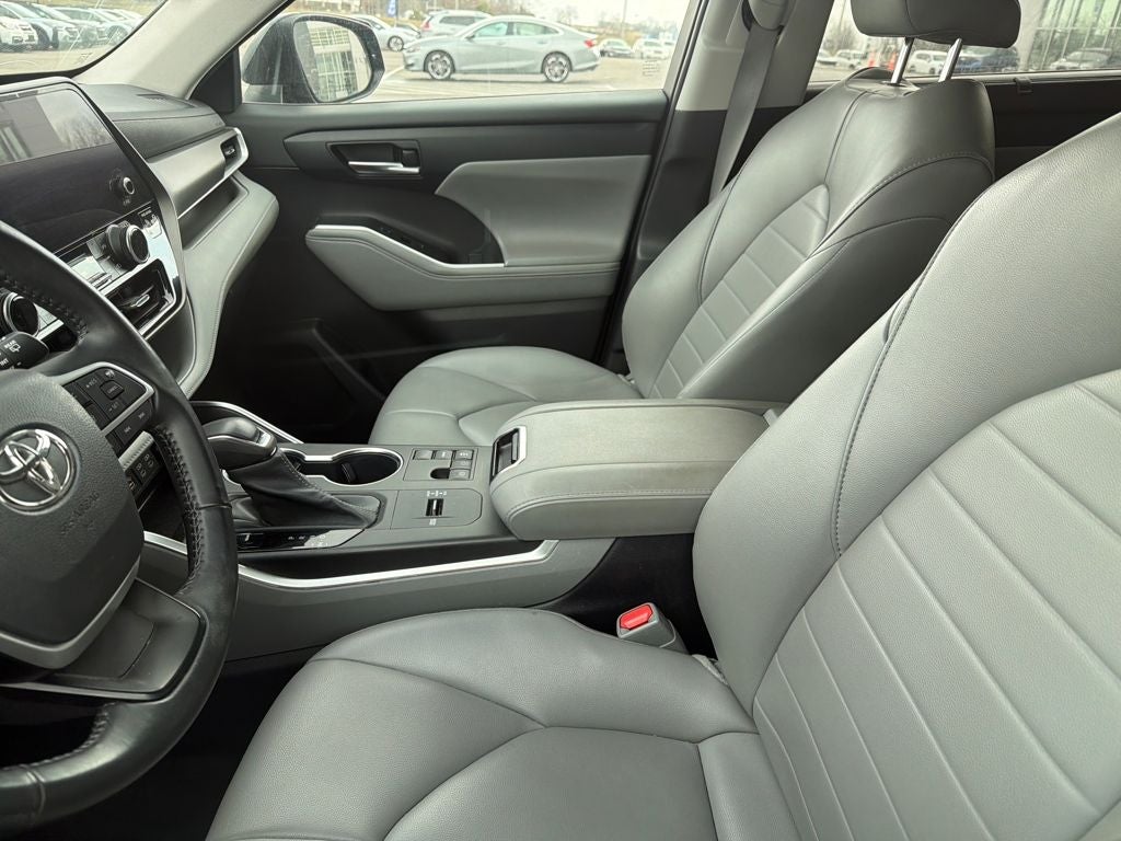 2023 Toyota Highlander XSE