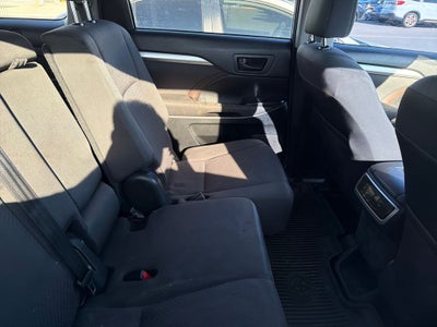 2018 Toyota Highlander LE