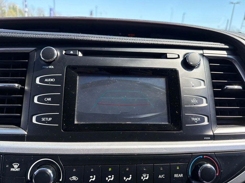 2018 Toyota Highlander LE