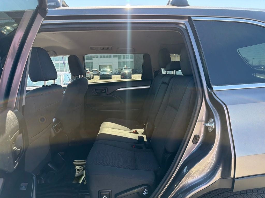 2018 Toyota Highlander LE