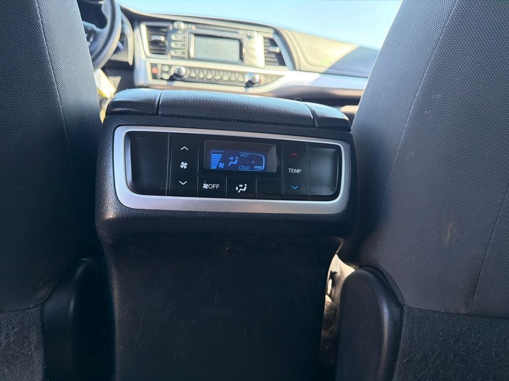 2018 Toyota Highlander LE