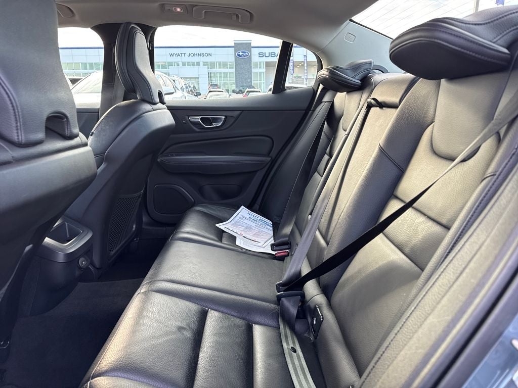 2024 Volvo S60 B5 Plus Dark Theme