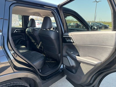 2024 Mitsubishi Outlander SE