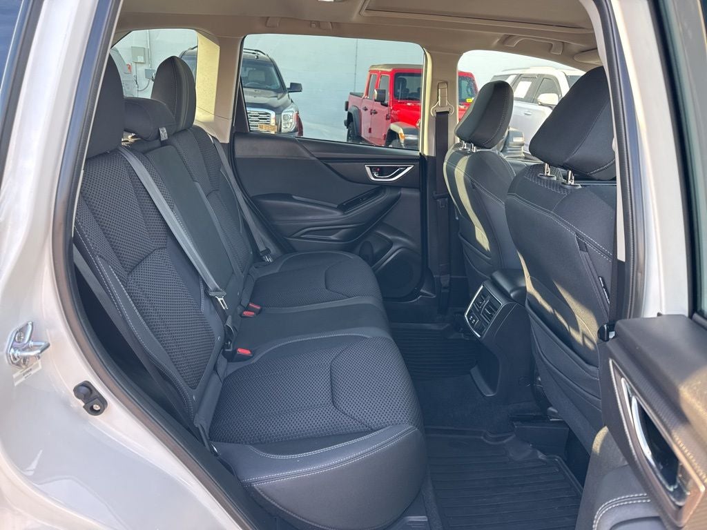 2024 Subaru Forester Premium