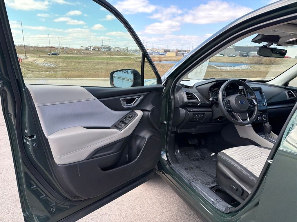 2022 Subaru Forester Premium