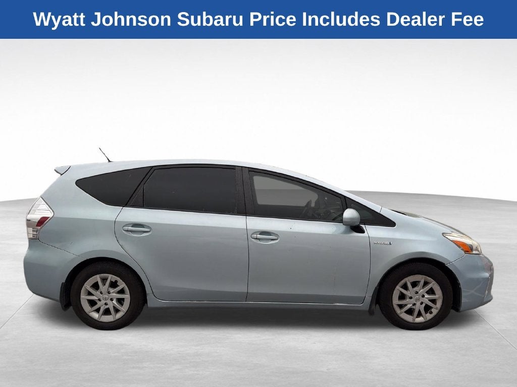 2014 Toyota Prius v Two