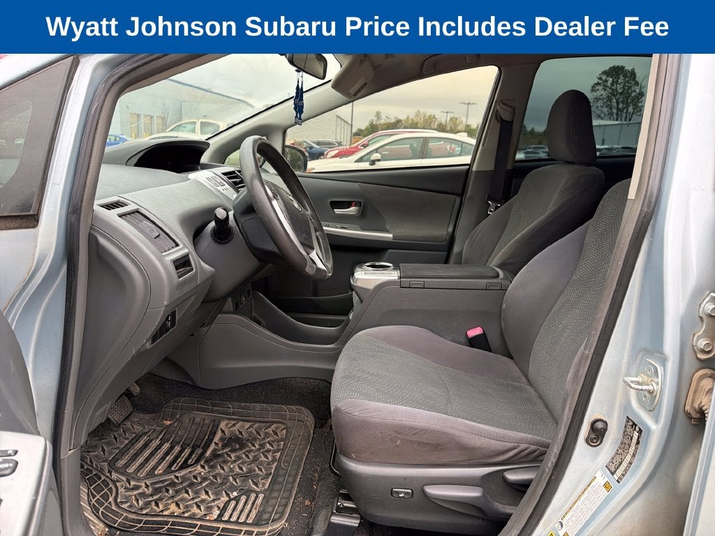 2014 Toyota Prius v Two