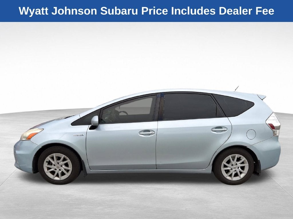 2014 Toyota Prius v Two
