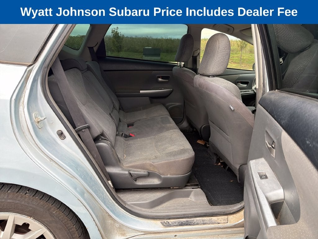 2014 Toyota Prius v Two