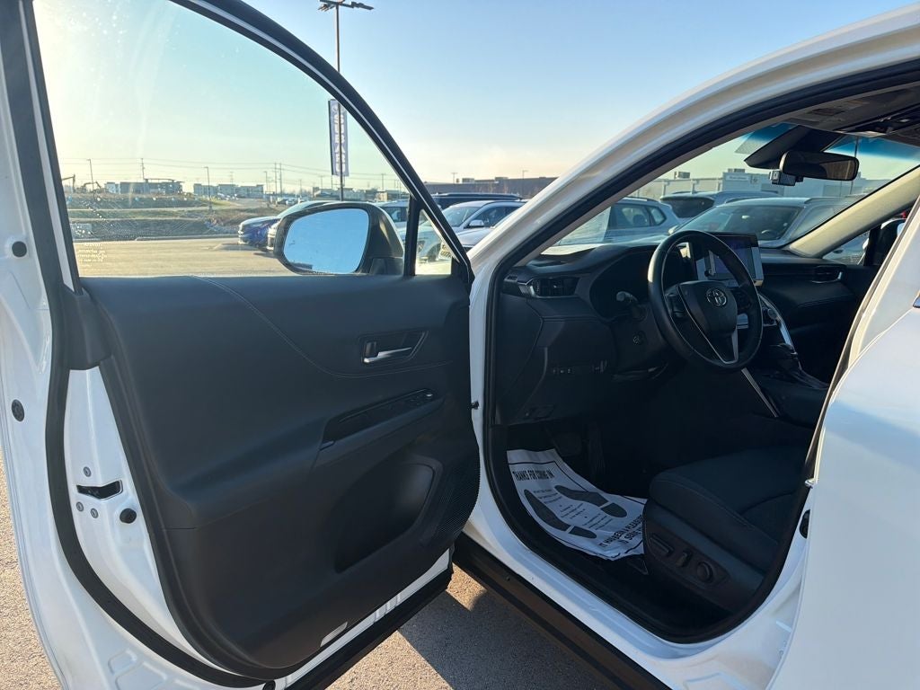 2023 Toyota Venza LE