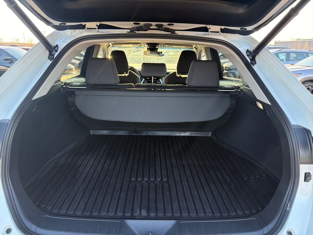 2023 Toyota Venza LE