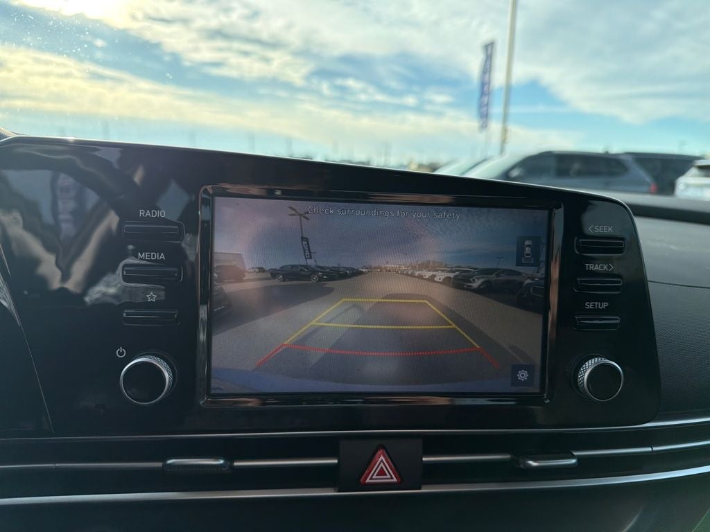 2022 Hyundai Elantra SEL