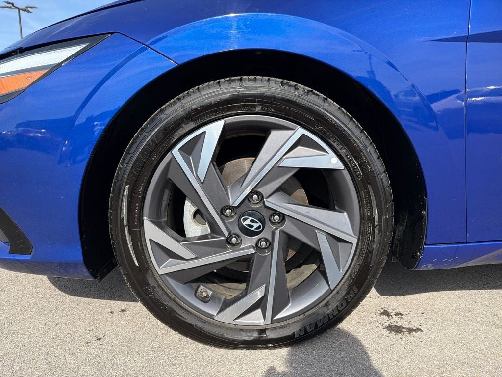 2024 Hyundai Elantra Limited