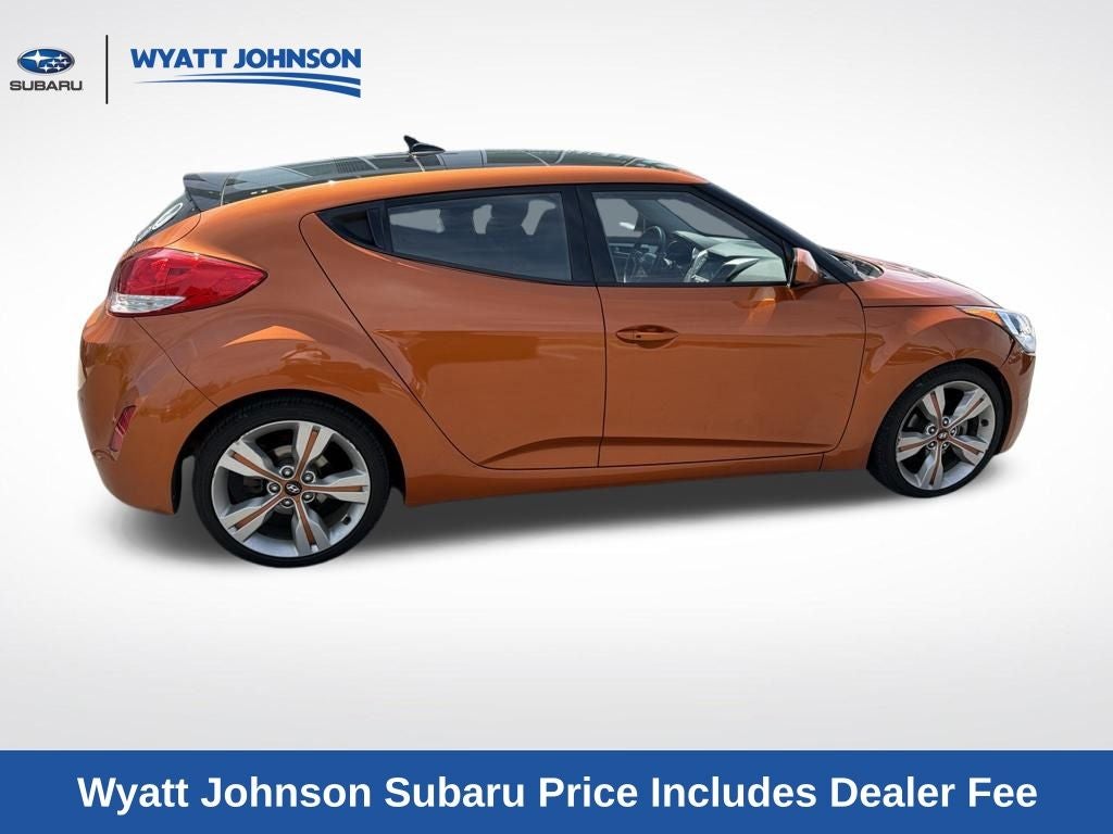 2014 Hyundai Veloster Base w/Black