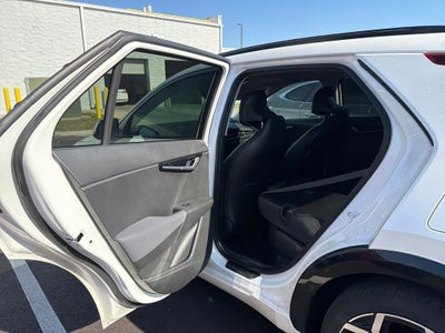 2023 Kia Niro SX Touring