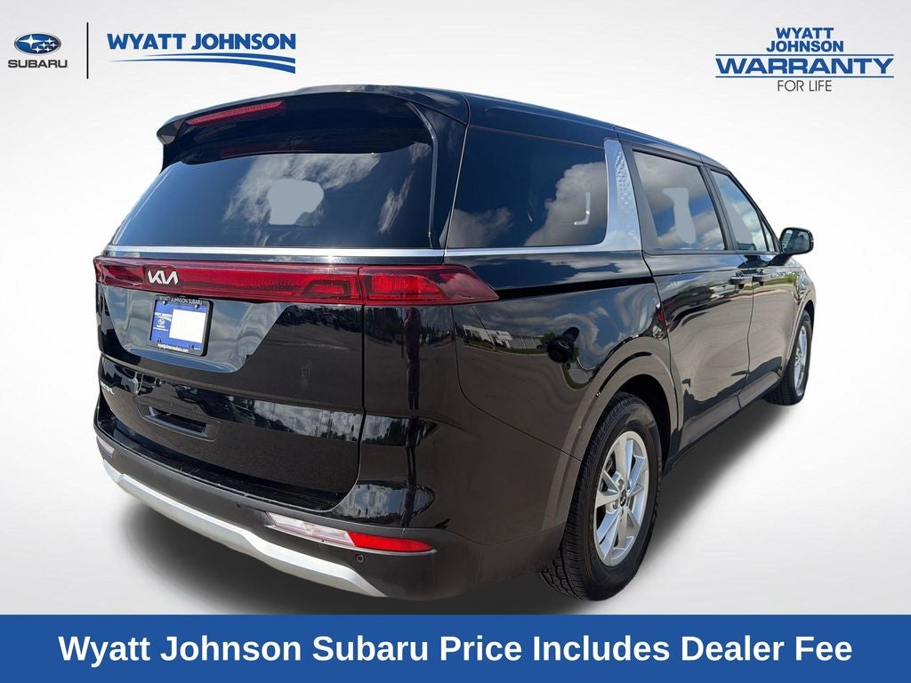 2024 Kia Carnival LX