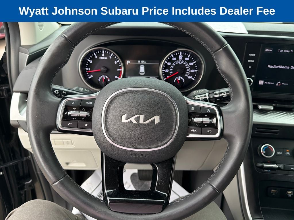 2024 Kia Carnival LX