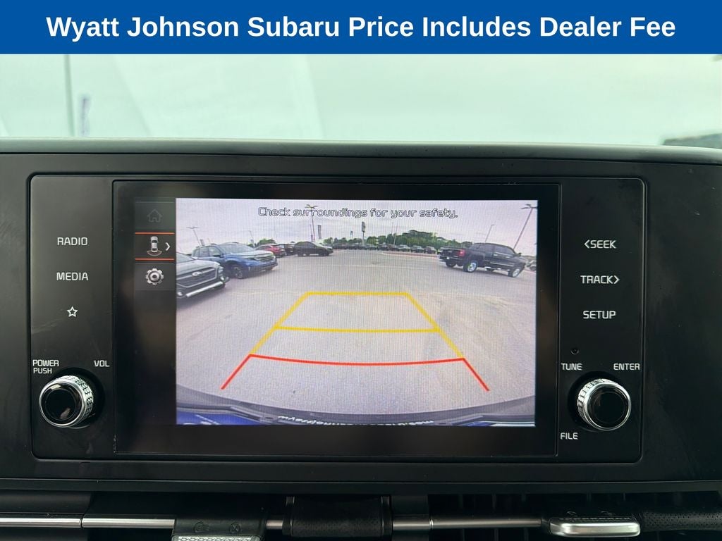 2024 Kia Carnival LX
