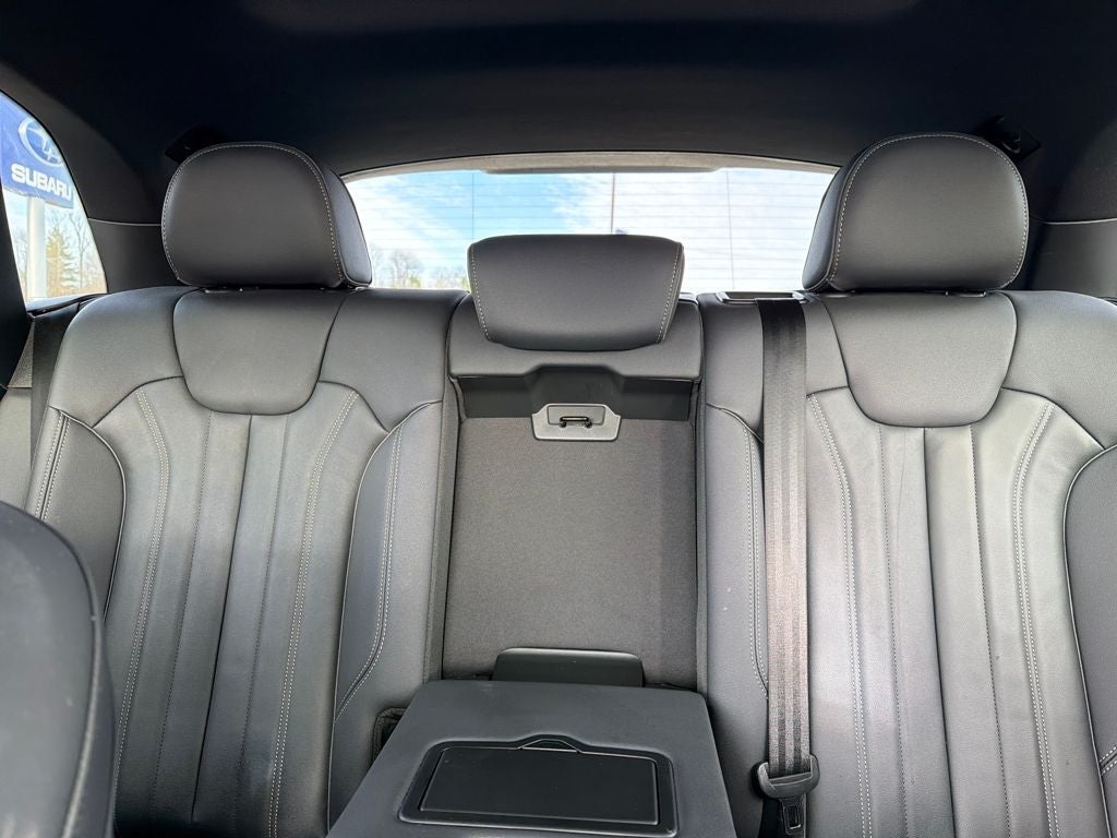 2025 Audi Q5 45 S line Premium quattro