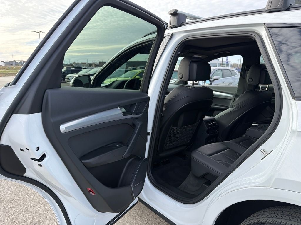 2025 Audi Q5 45 S line Premium quattro