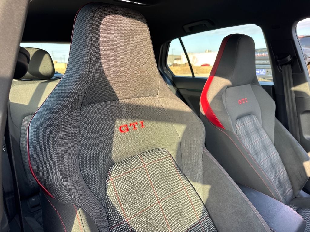 2024 Volkswagen Golf GTI 2.0T S